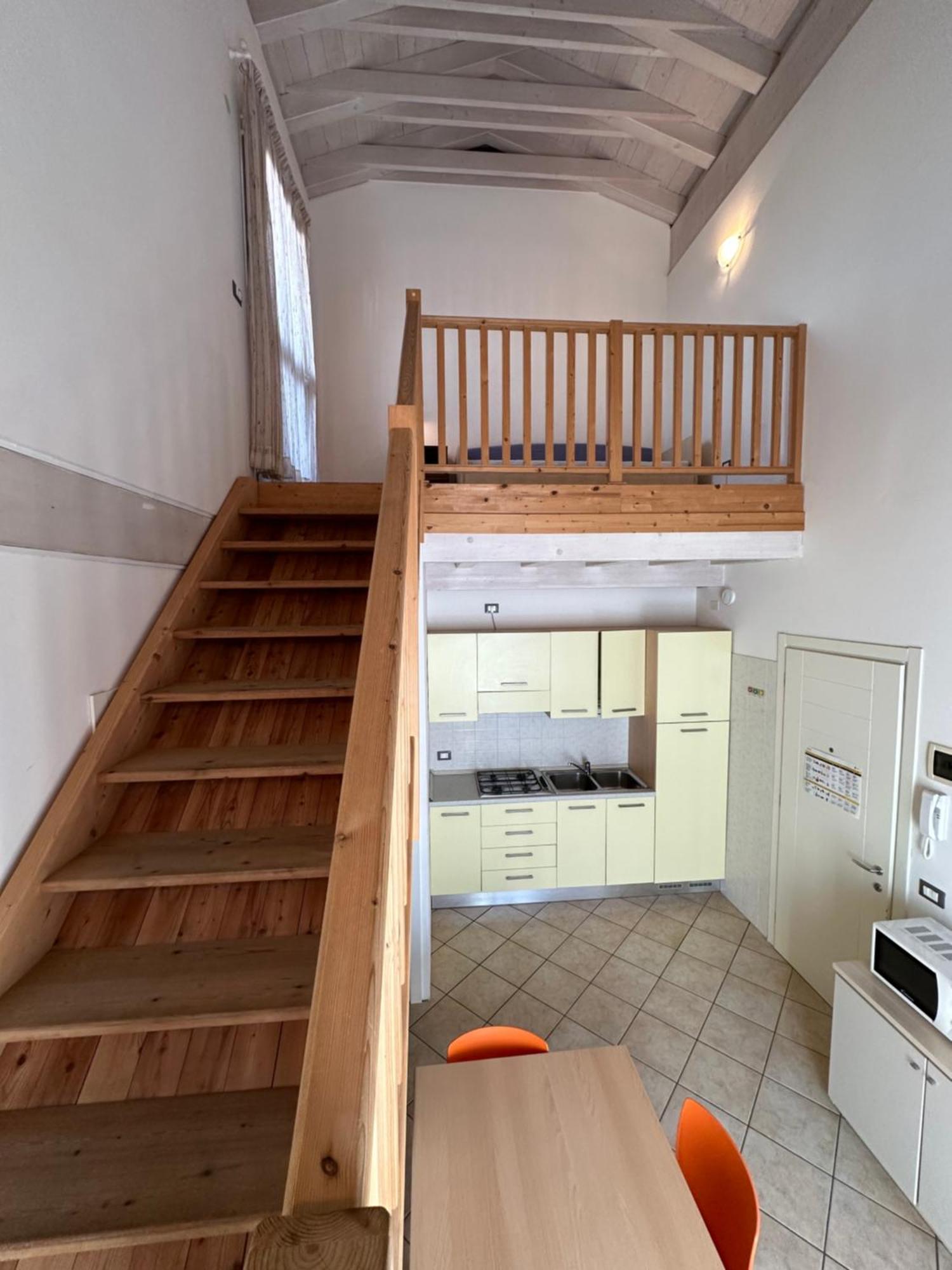 Apartment Stefania Attici Su 2 Livelli - Agenzia Cocal